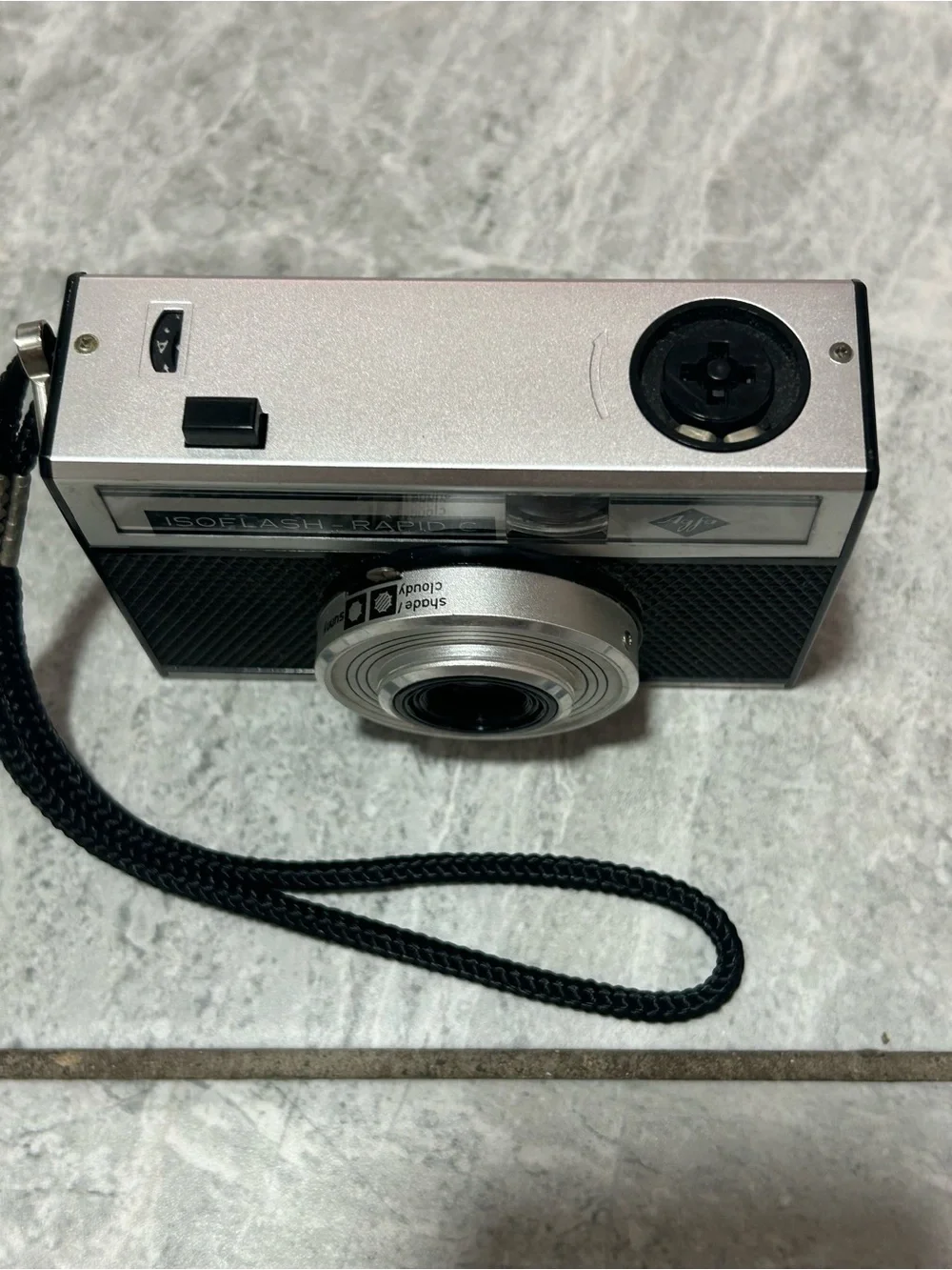 Vintage 1960s Agfa Isoflash Rapid C Camera Isitar Lens Germany Untested